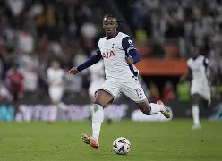 足球直播乌的内斯与热拿亚足球比赛视频