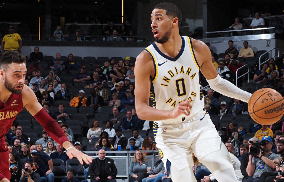 博彩-米切尔绝杀雄鹿