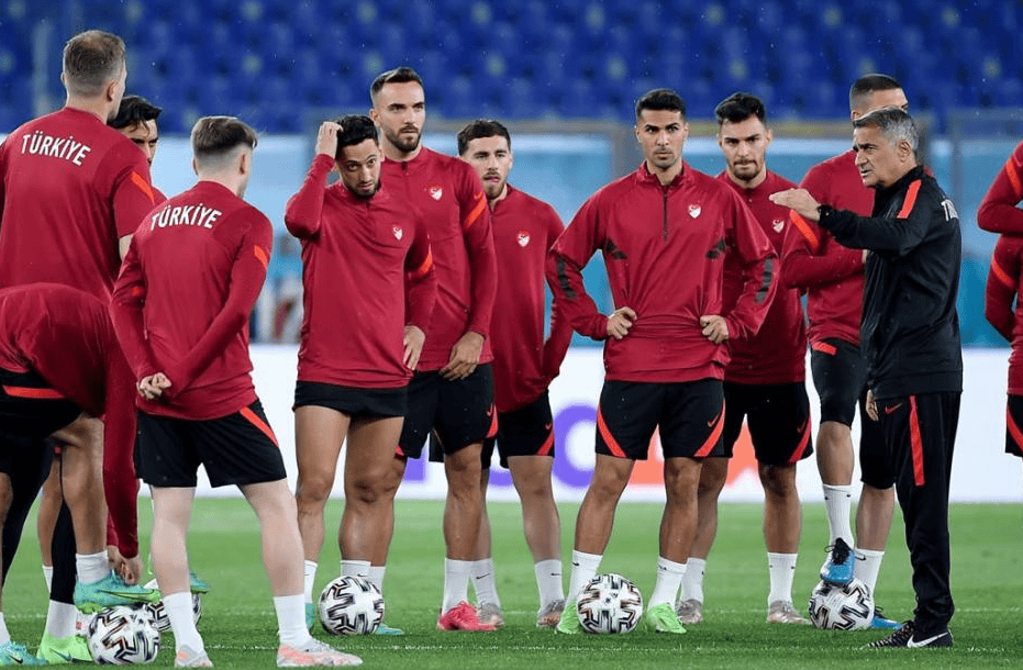 博彩-欧国联比赛希腊队完胜土耳其队结果