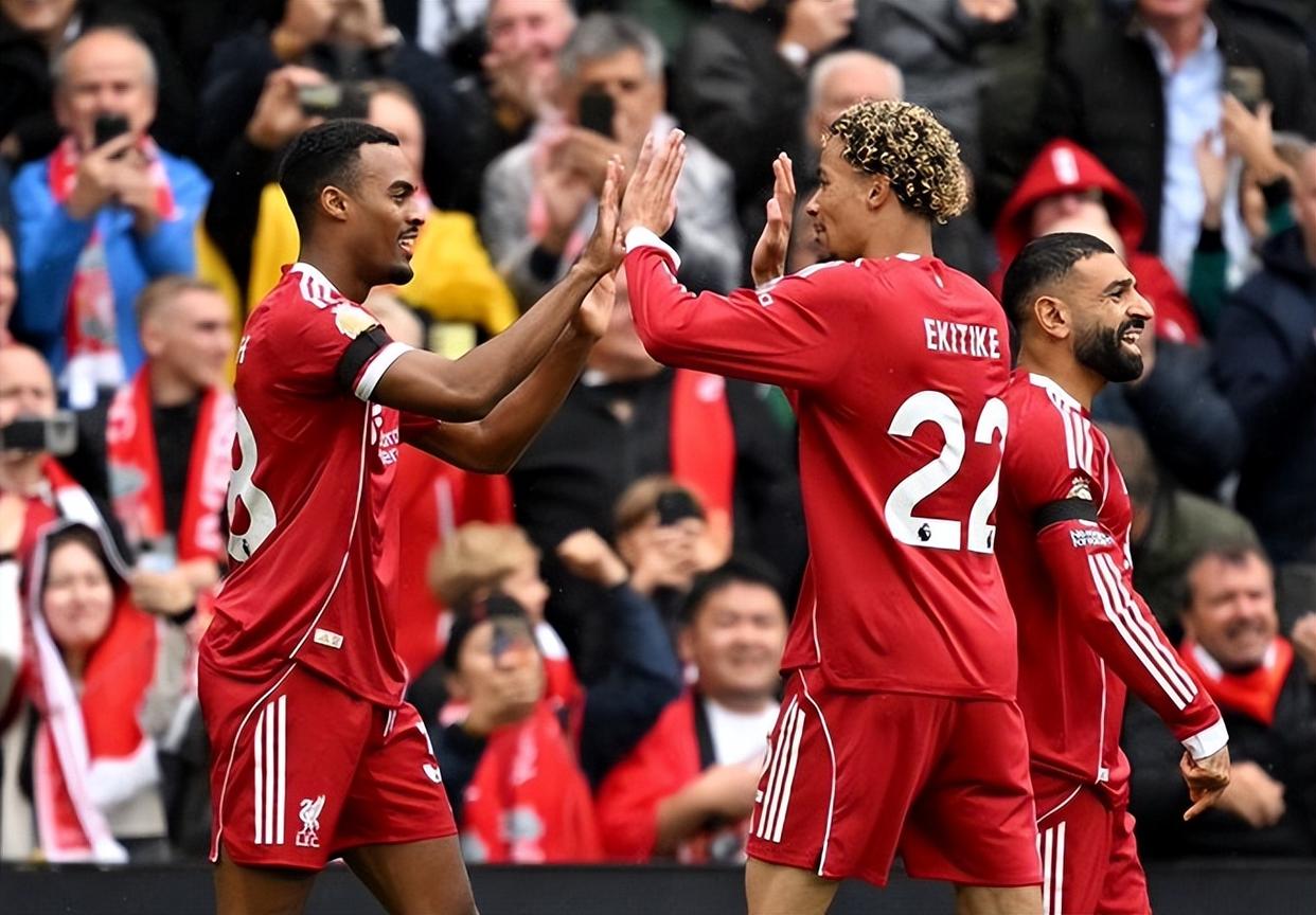 利物浦后卫连场进球,帮助球队取得连胜次数