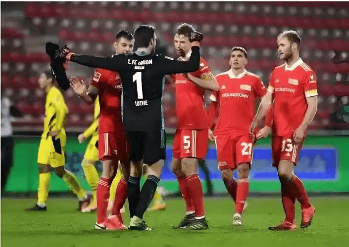 博彩虎专业博彩评级-弗赖堡球员