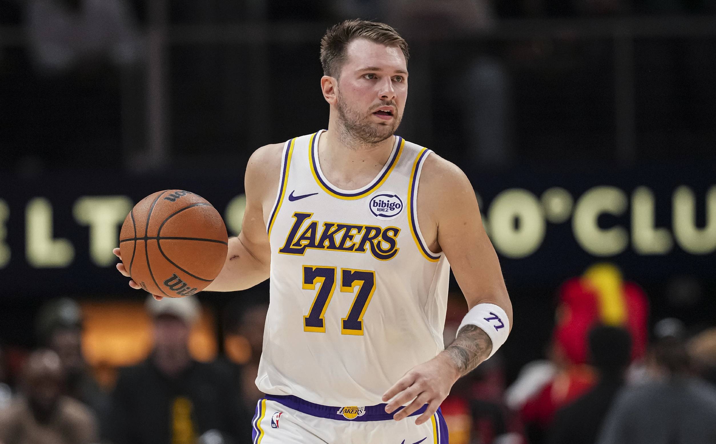 博彩-鹈鹕队湖人队