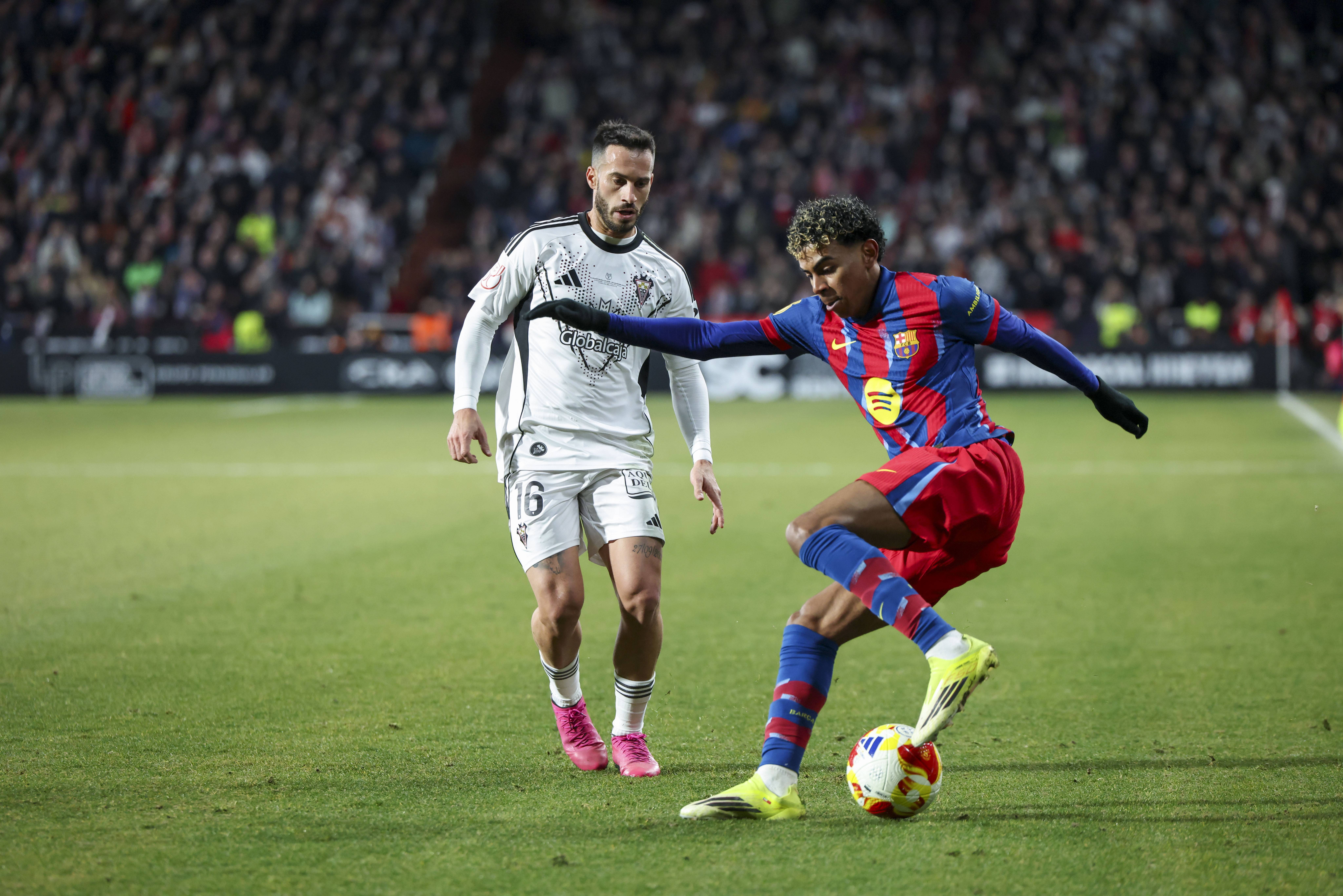 博彩虎专业博彩评级-巴萨莫里巴球衣号码